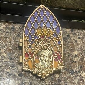 Disney Jasmine royal windows hinge pin Limited edition 300